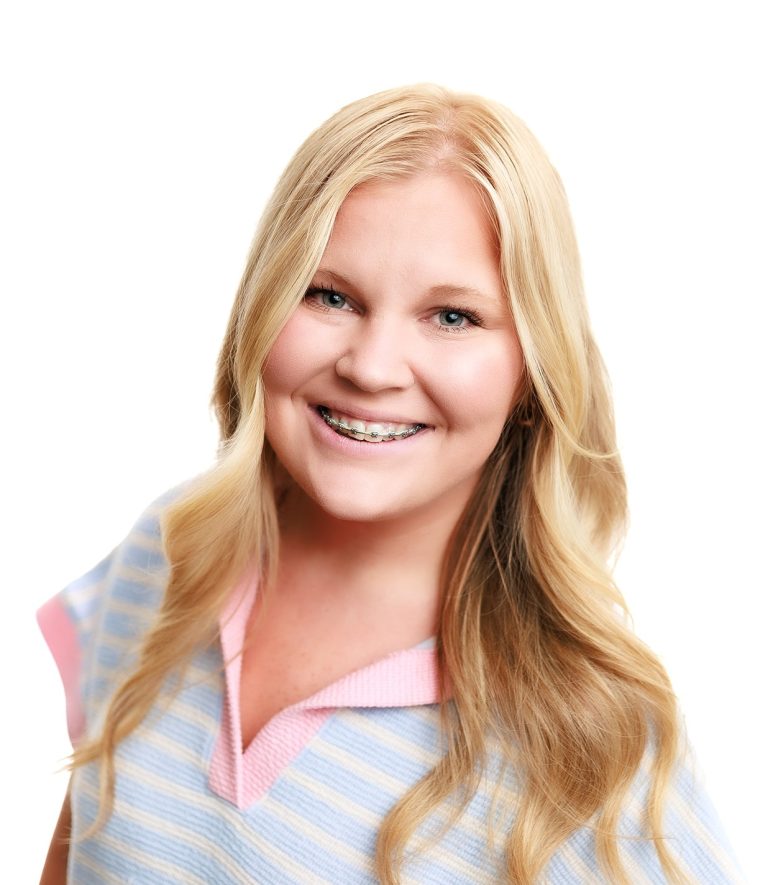 Headshot of Ashlyn Blevins